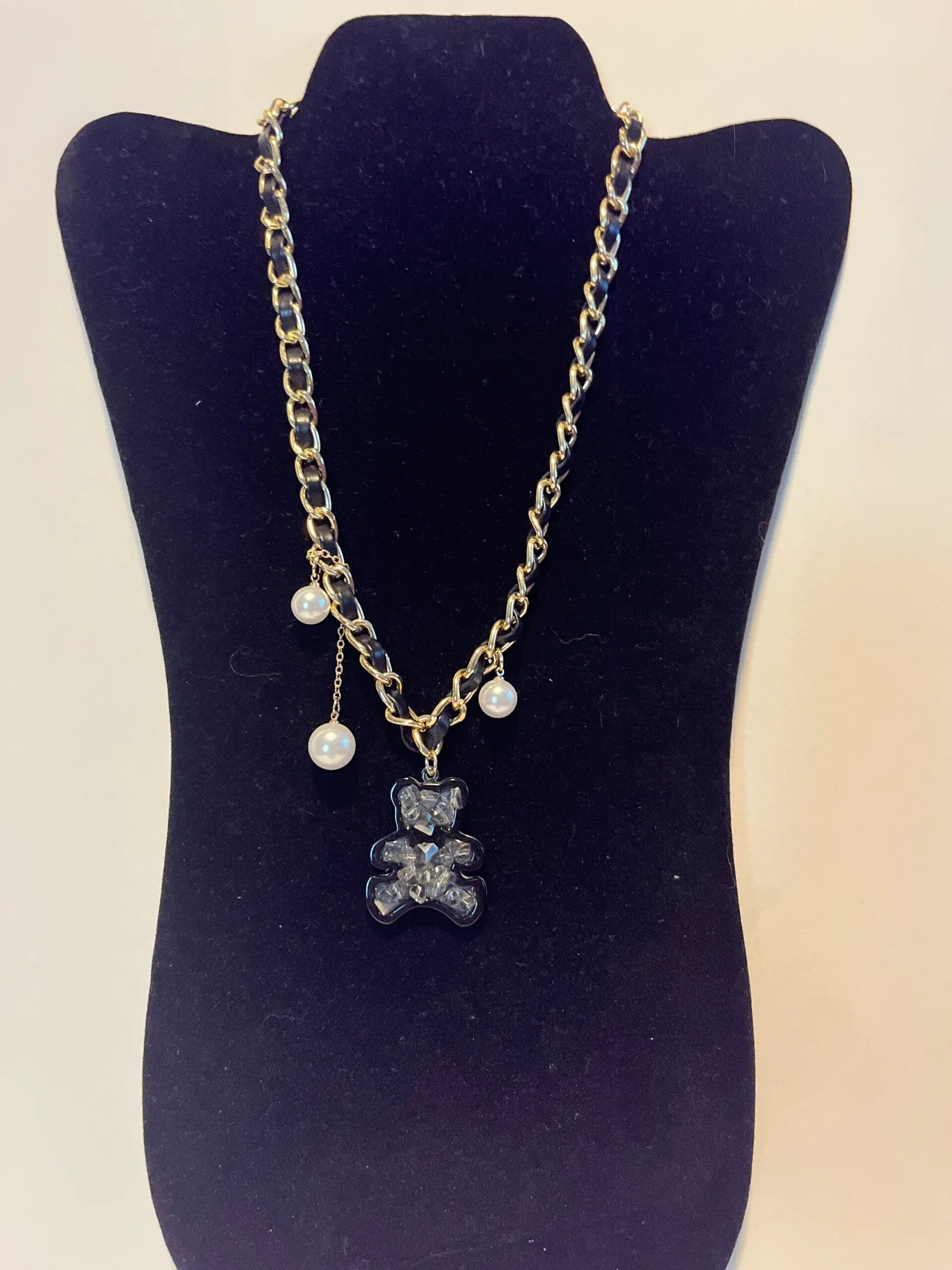 Lux Pearl Pendant Gold Necklace