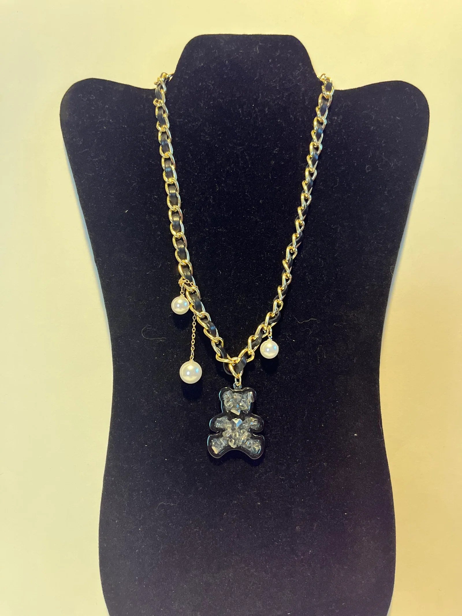 Lux Pearl Pendant Gold Necklace